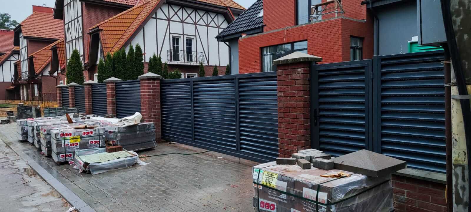 забор-жалюзи с ламелями эко-z ral7024 серый графит фото17 в Светлограде